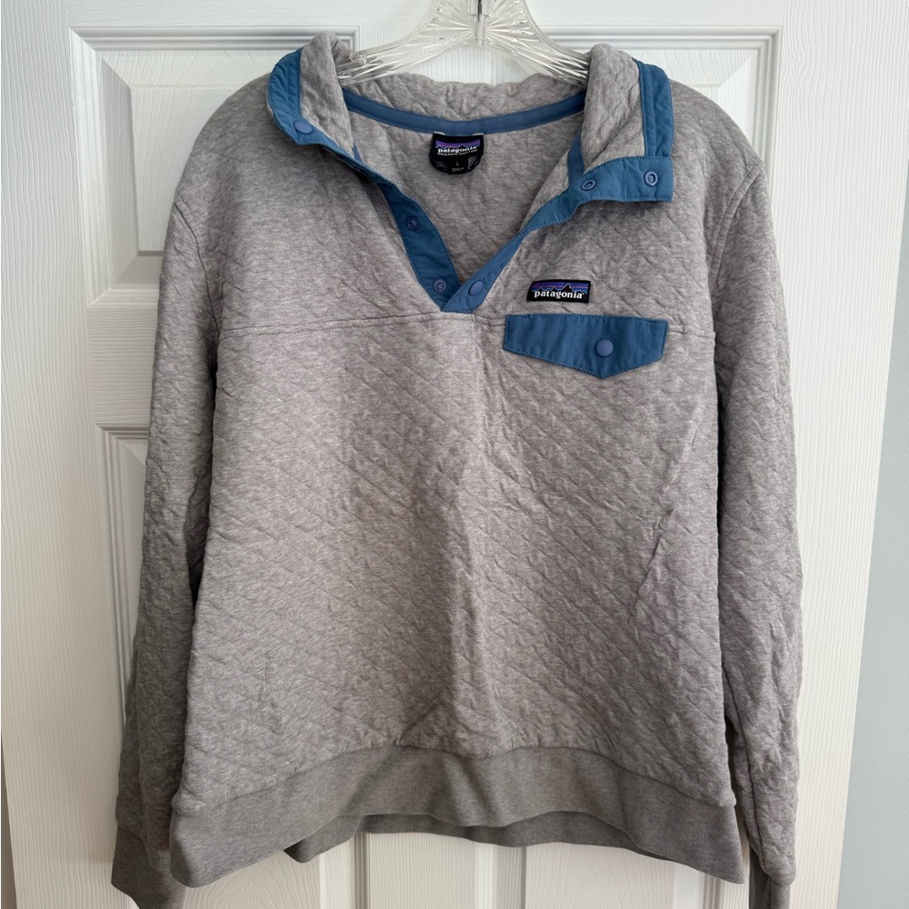 Patagonia Gray and Blue Womens Sweater